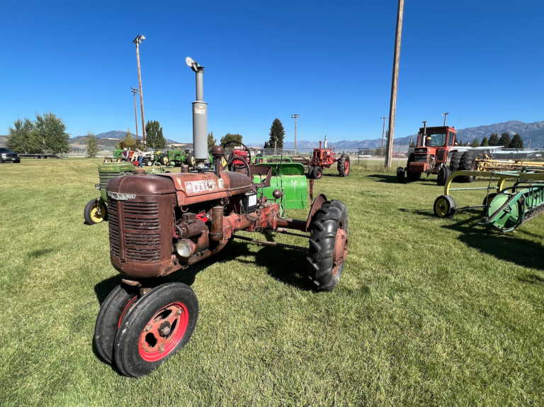Historical Society hosts annual antique tractor show SVINEWS