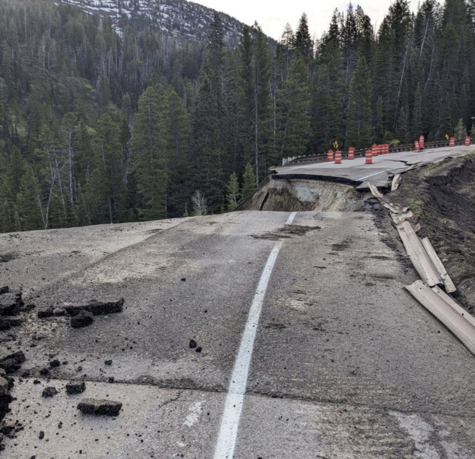 Teton Pass road has ‘catastrophically failed’ – SVI-NEWS