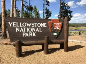 Yellowstone roads, entrances to close