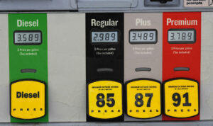Wyoming’s average gasoline prices up more than 10 cents in past week