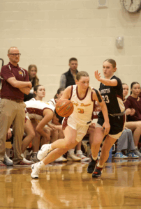 Lady Braves battle in 1-1 weekend