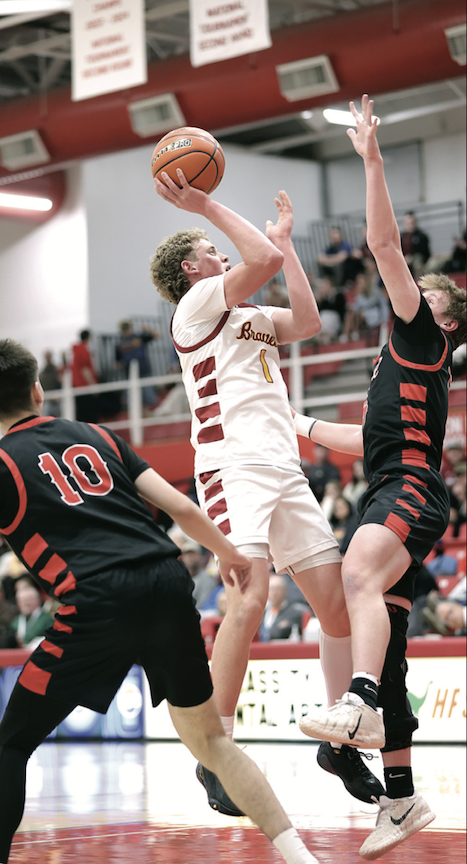 Braves dismantle Bolts to claim third place