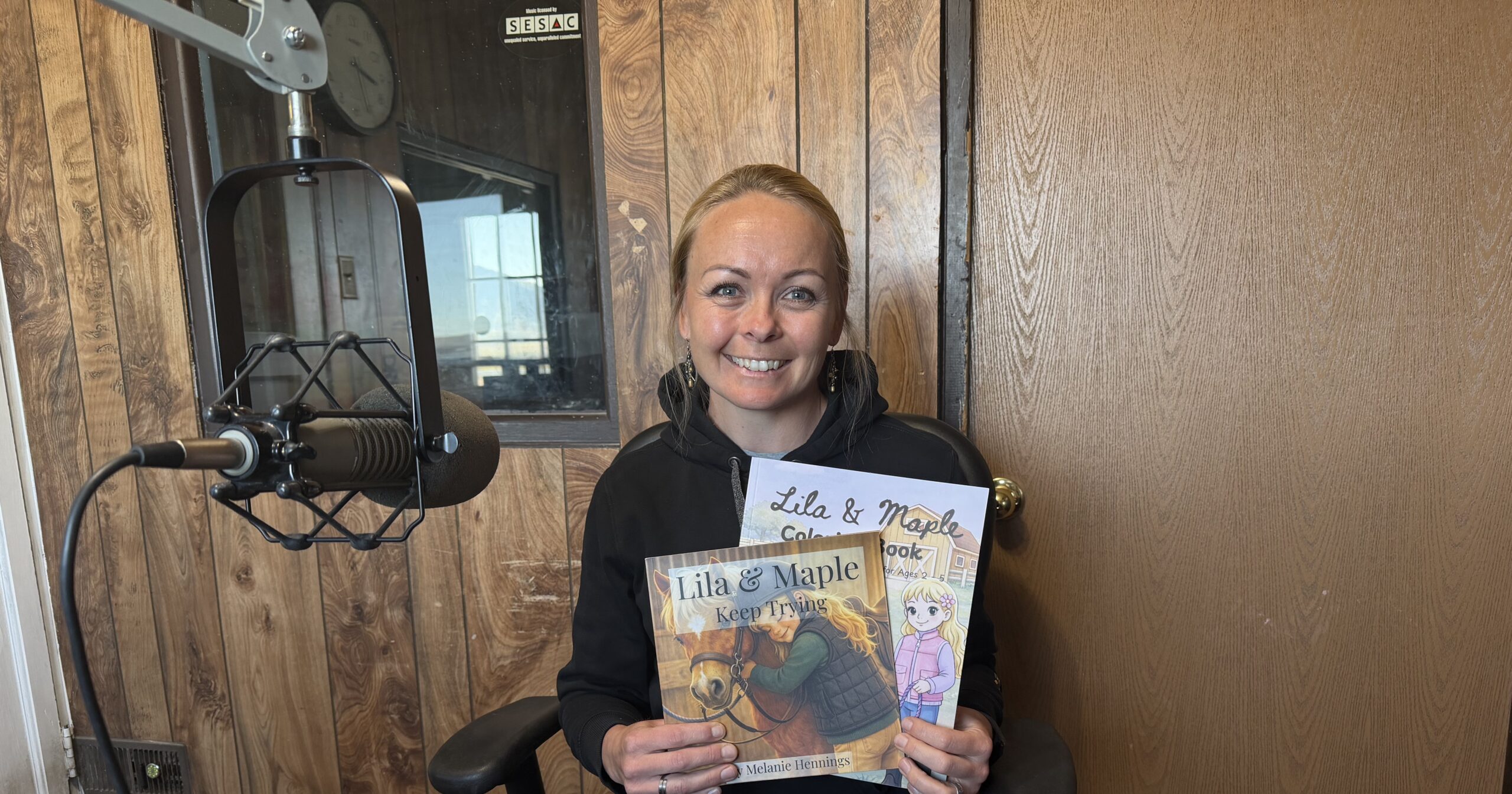 Wave Radio Interview: Melanie Hennings – “Lila and Maple Keep Trying”