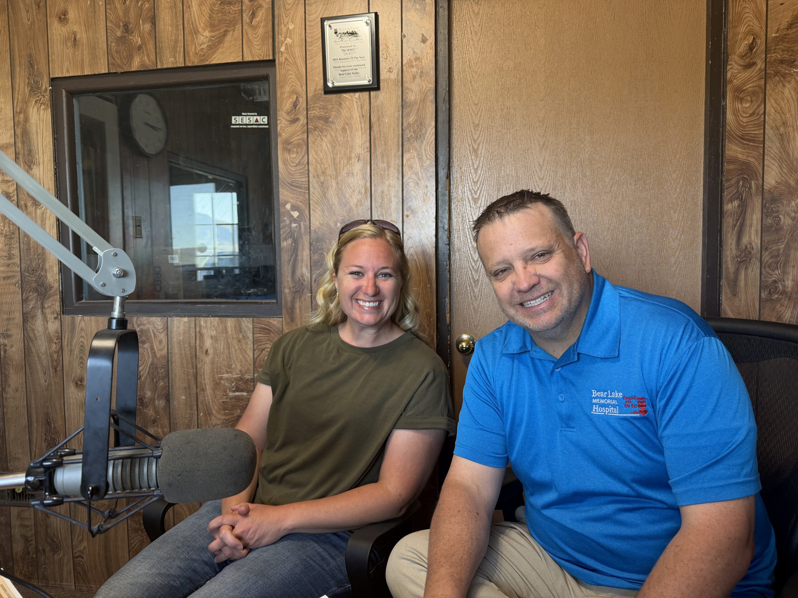 Wave Radio Interview: Shane Johnson & Whitney Bytheway – Trail Days