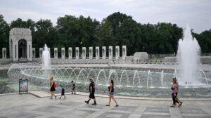 Suspect arrested in World War II Memorial vandalism in Washington