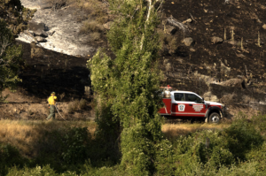Day 4: Firefighters hold the line of Big Rock Fire; homes spared from destruction