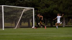 Alyssa Glover Scores in Waning Seconds to Lift Soccer to 1-0 Victory over Drake