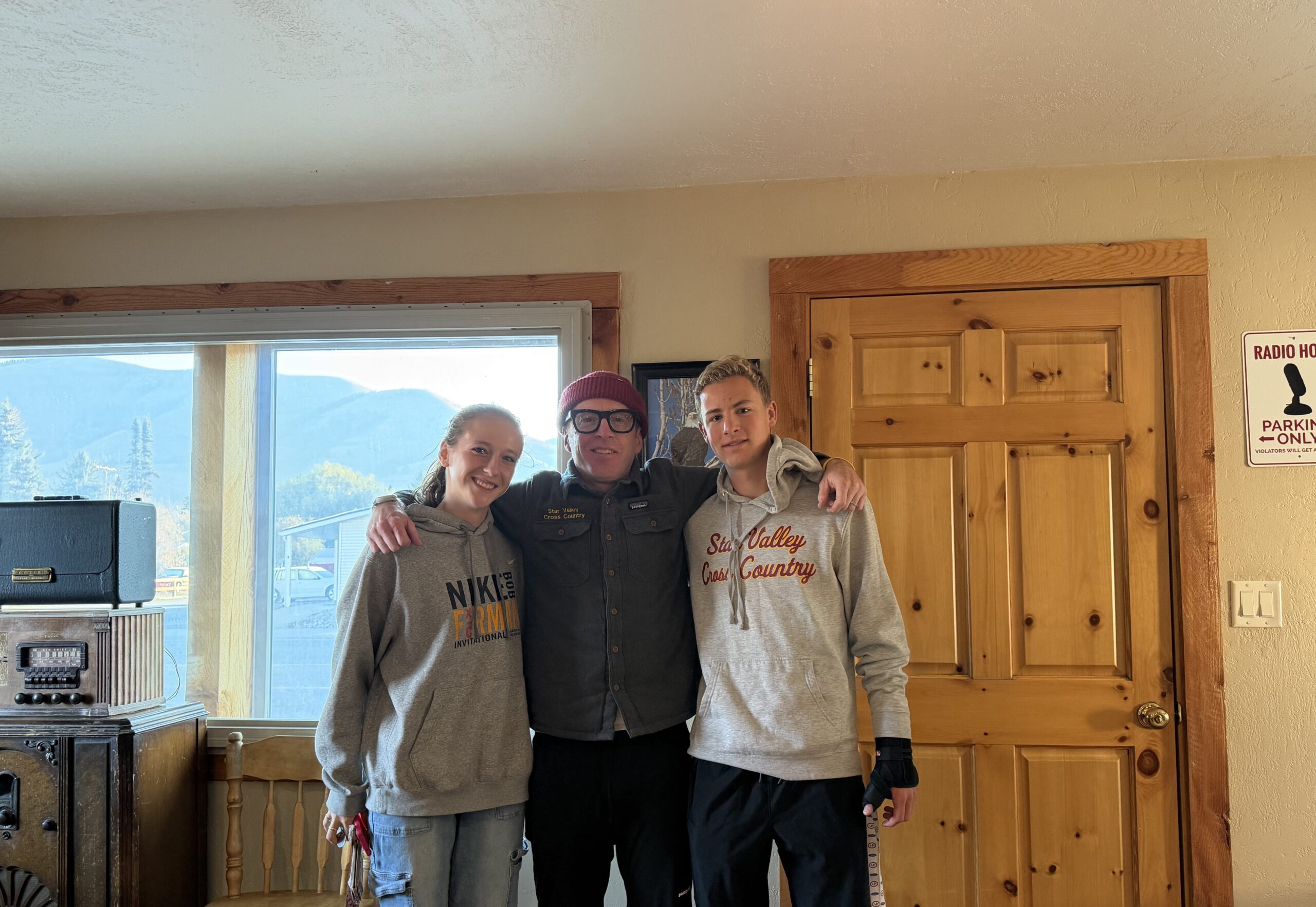 SVI Radio Interview: Coach Draney, Caleb Crowther & Tylita Bond – SVHS Cross Country
